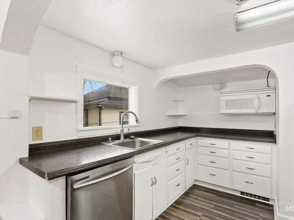 219 24th Ave S., Nampa, ID 83651