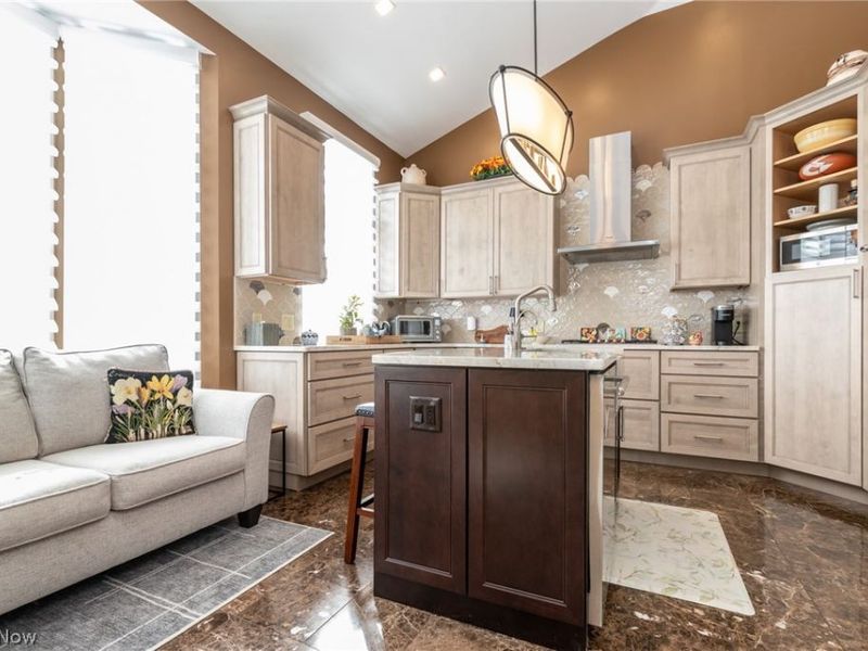 15 Orchard Circle, Orange, OH 44022 Photo 11