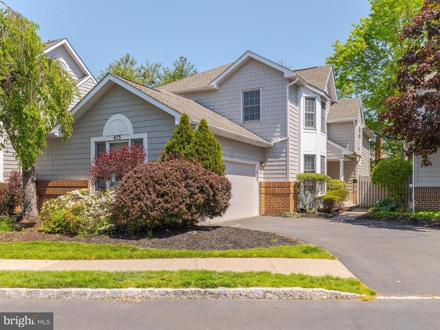 475 Franklin Circle, Yardley, PA 19067 Main Photo