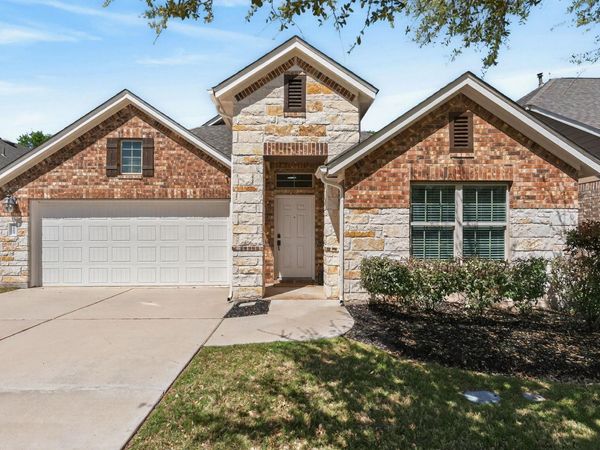 1665 Oyster CRK, Buda, TX 78610