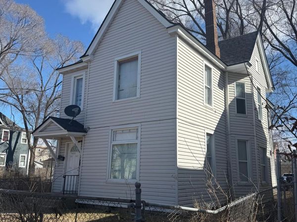 2825 15th Avenue S, Minneapolis, MN 55407