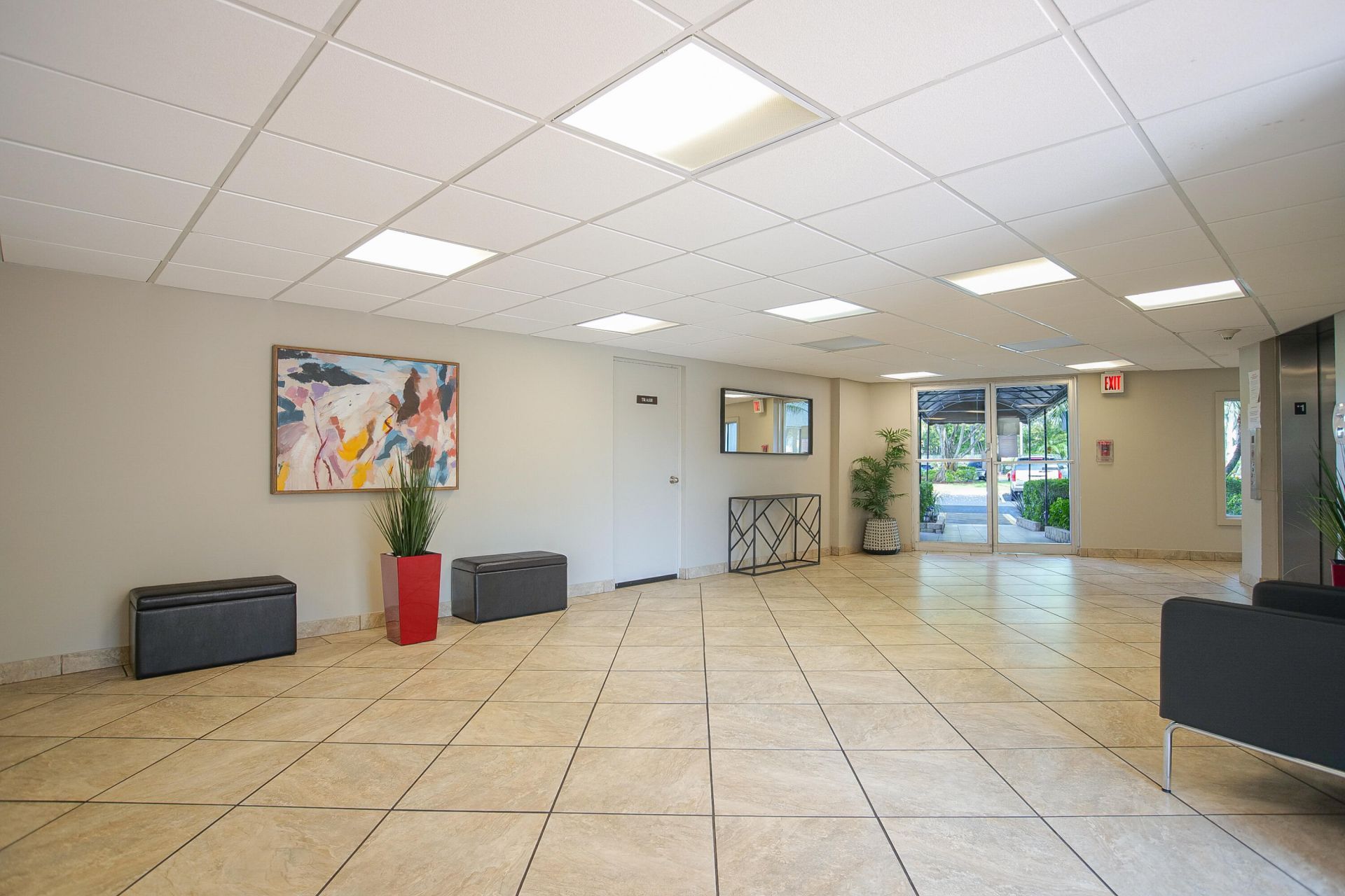 3930 Inverrary Boulevard, Unit 304-d, Lauderhill, FL 33319 Photo