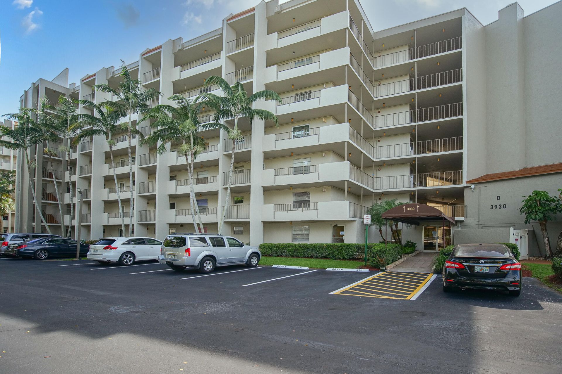 3930 Inverrary Boulevard, Unit 304-d, Lauderhill, FL 33319 Photo