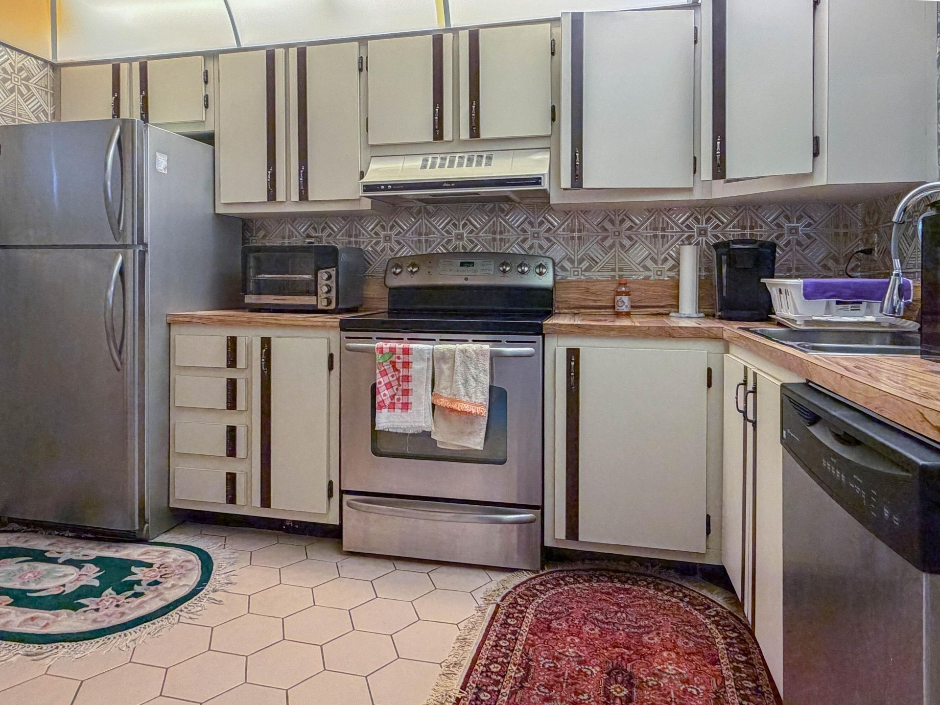 3930 Inverrary Boulevard, Unit 304-d, Lauderhill, FL 33319 Photo