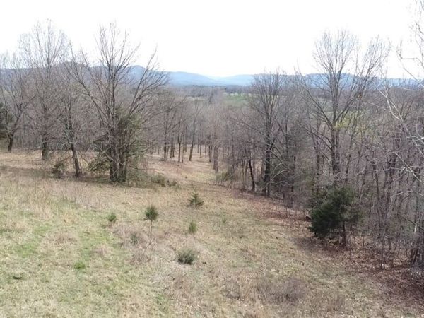 123 Highway, Hasty, AR 72640