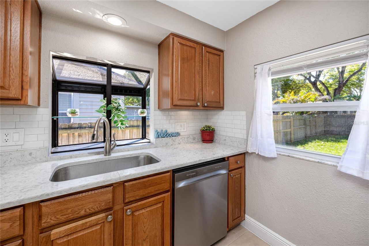 3626 Queen Street N, Saint Petersburg, FL 33713 Photo