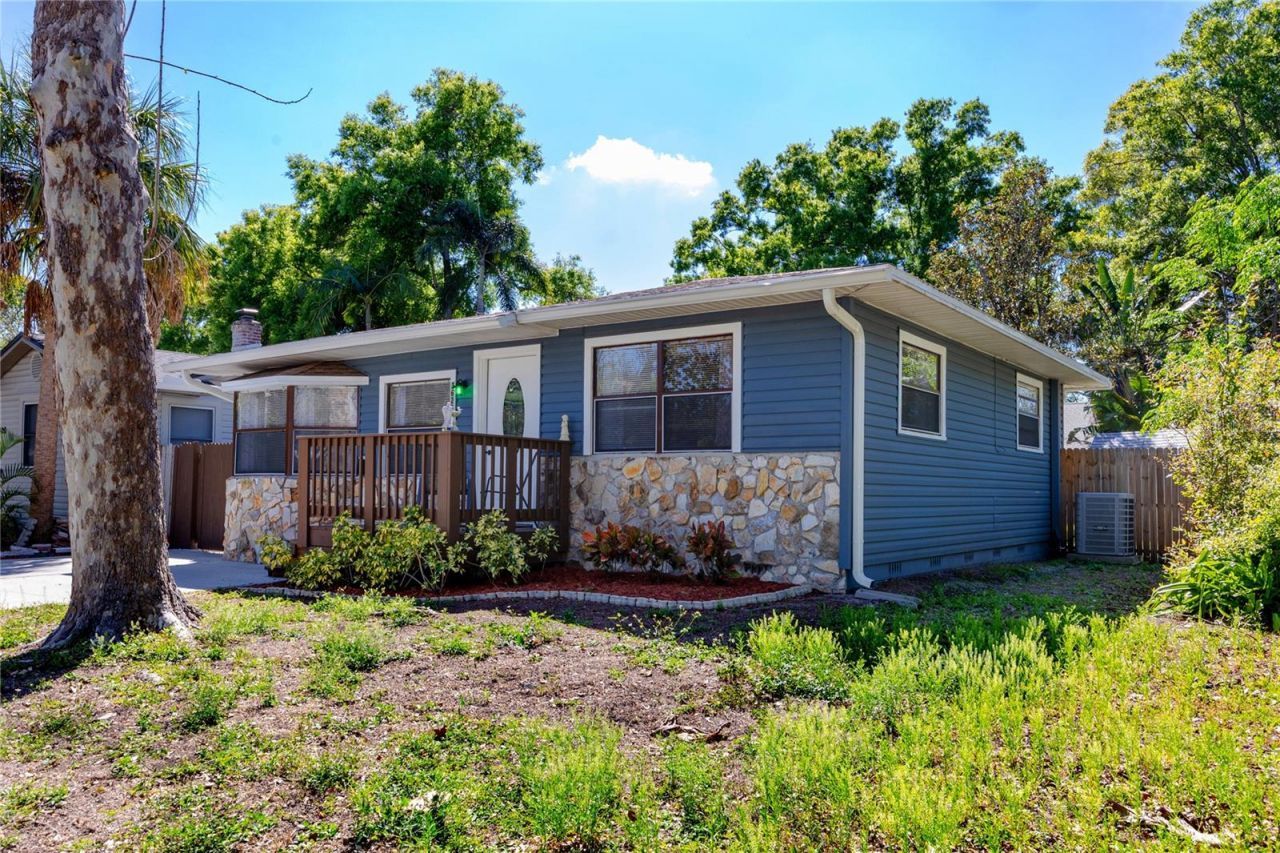 3626 Queen Street N, Saint Petersburg, FL 33713 Photo