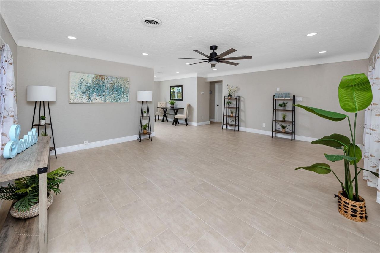 3626 Queen Street N, Saint Petersburg, FL 33713 Photo