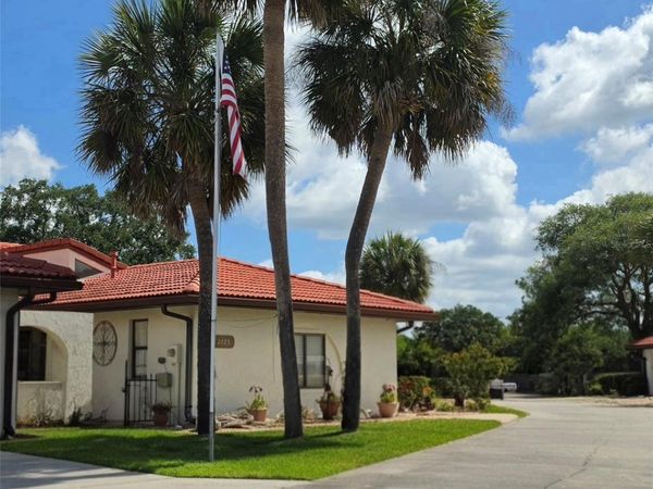 2725 CLUBHOUSE DRIVE, LAKE WALES, FL 33898