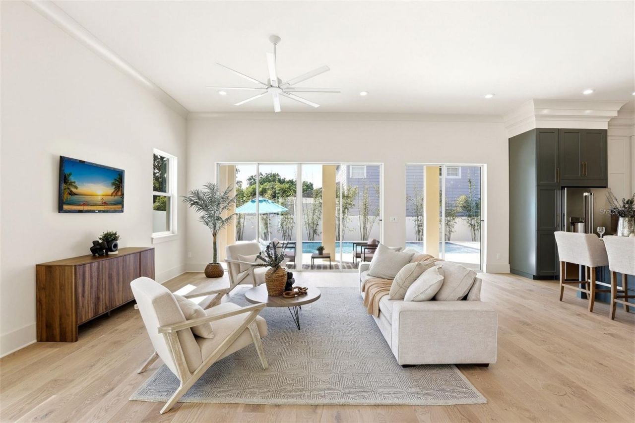 330 W Princeton Street, Orlando, FL 32804 Photo