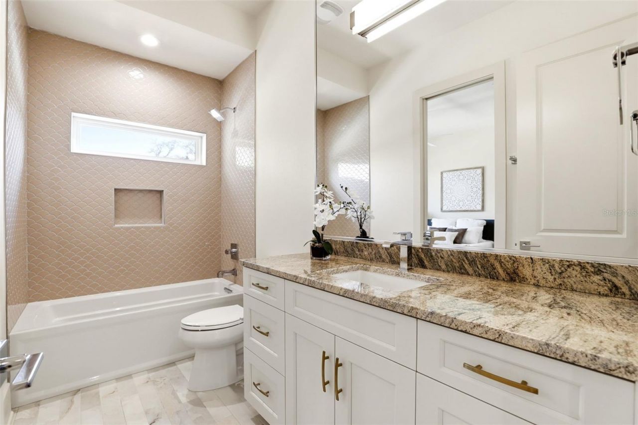 330 W Princeton Street, Orlando, FL 32804 Photo