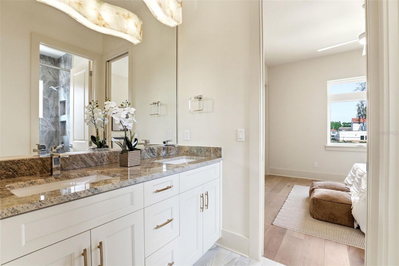 330 W Princeton Street, Orlando, FL 32804 Photo