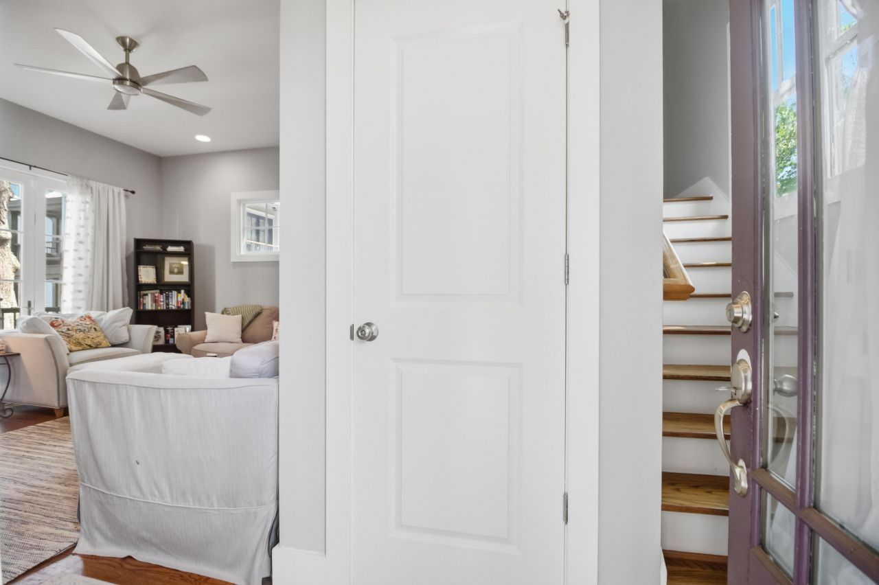 13 Corinne Street Photo 11