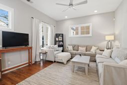 13 Corinne Street photo 4