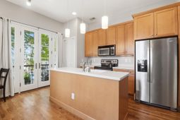 13 Corinne Street photo 4