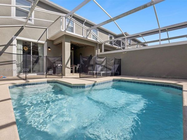 992 Leasder St, Davenport, FL 33896