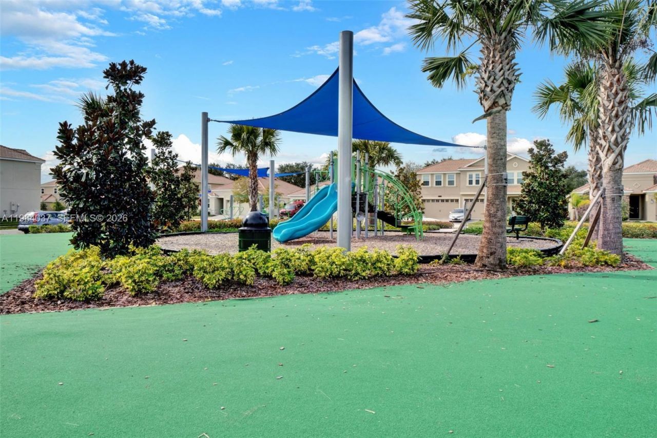 992 Leasder St, Davenport, FL 33896 Photo