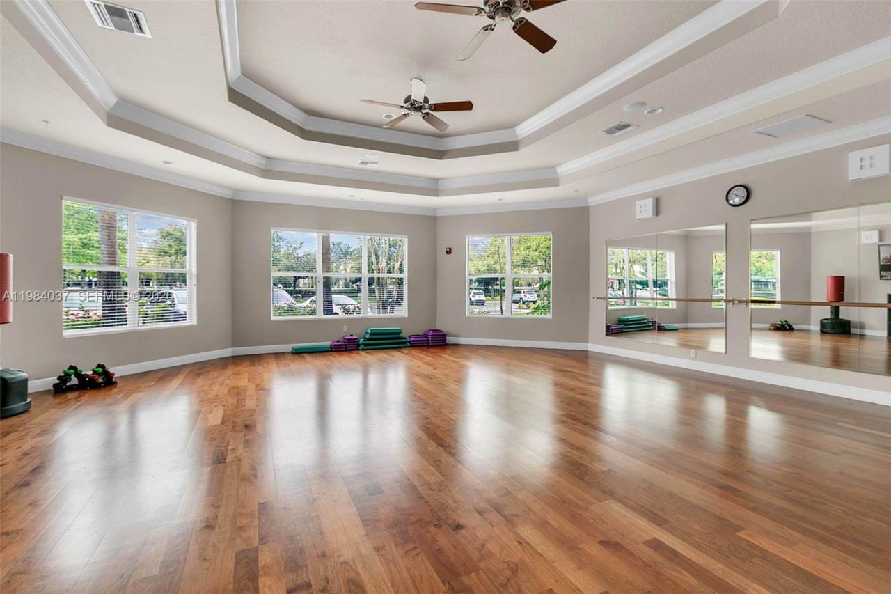 992 Leasder St, Davenport, FL 33896 Photo