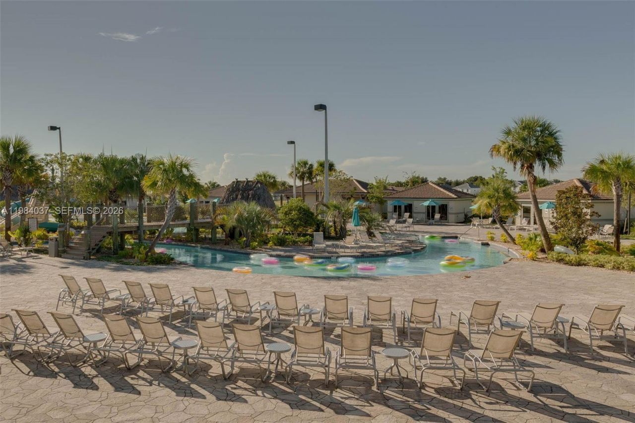 992 Leasder St, Davenport, FL 33896 Photo