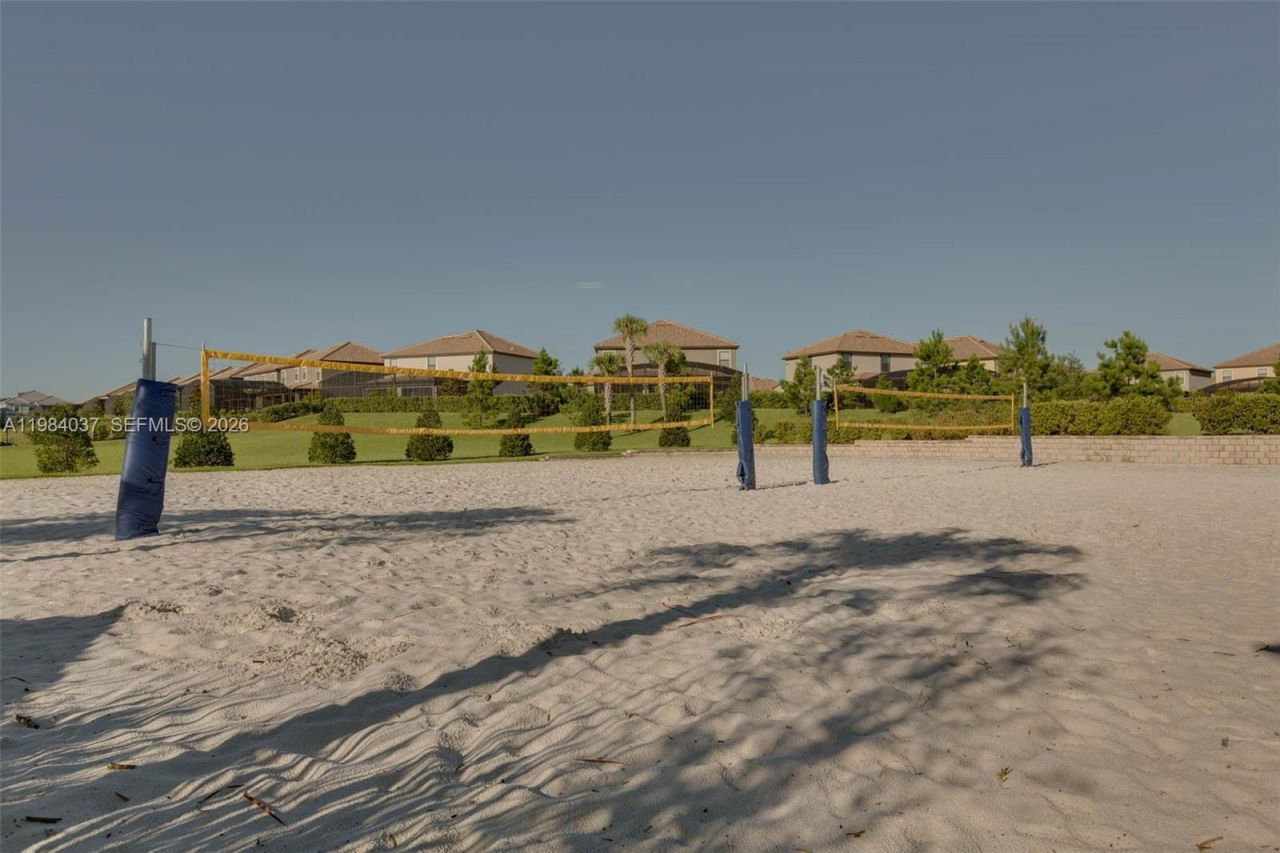 992 Leasder St, Davenport, FL 33896 Photo