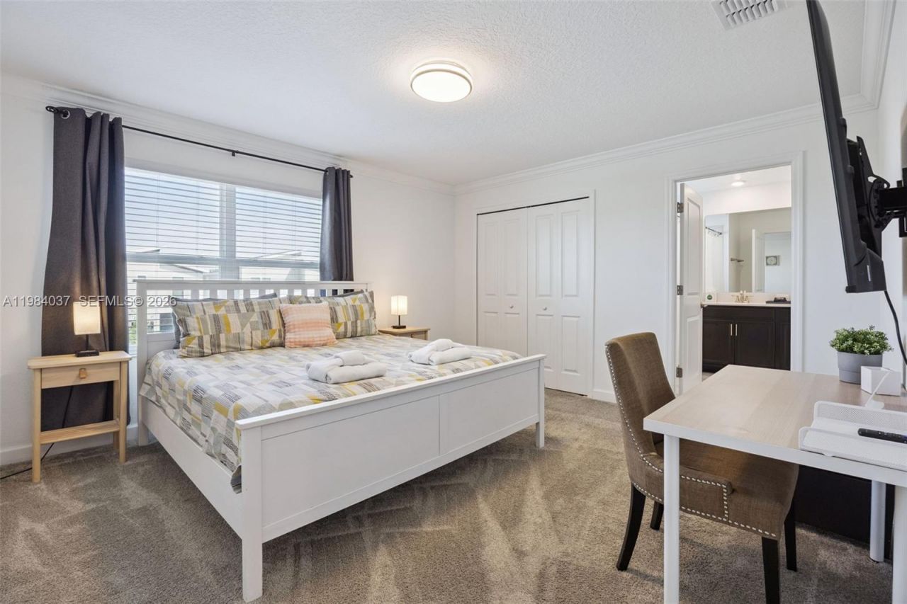 992 Leasder St, Davenport, FL 33896 Photo