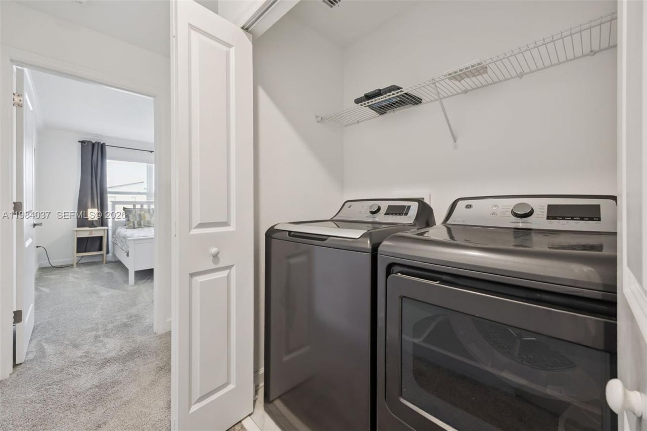 992 Leasder St, Davenport, FL 33896 Photo