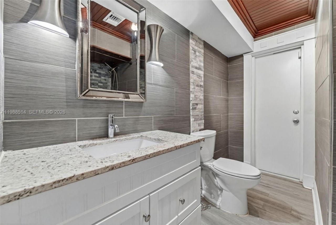 6621 NW 21st St , Sunrise, FL 33313 Photo