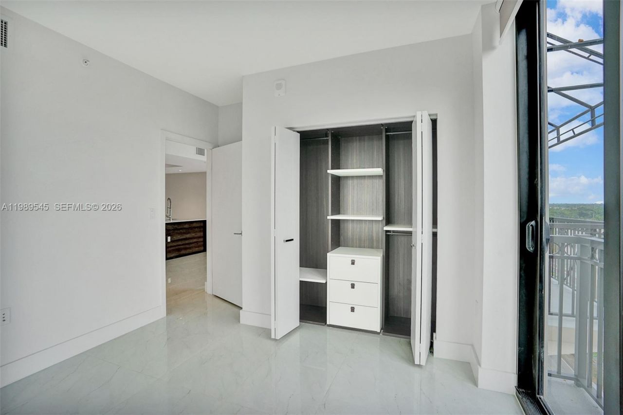 301 Altara Ave, Unit 835, Coral Gables, FL 33146 Photo