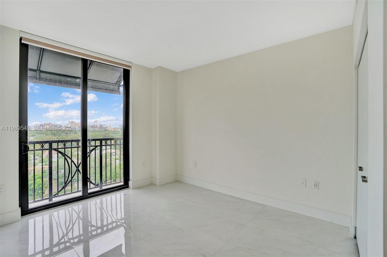 301 Altara Ave, Unit 835, Coral Gables, FL 33146 Photo
