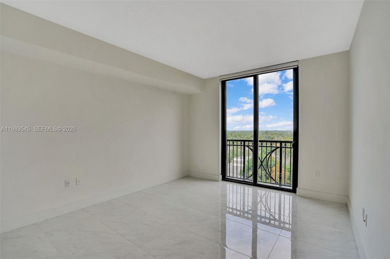 301 Altara Ave, Unit 835, Coral Gables, FL 33146 Photo
