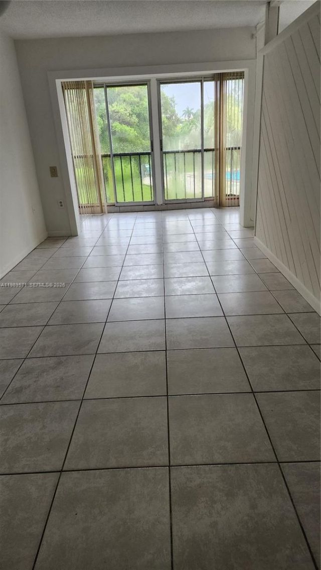 9405 W Flagler St , Unit D204, Miami, FL 33174 Photo