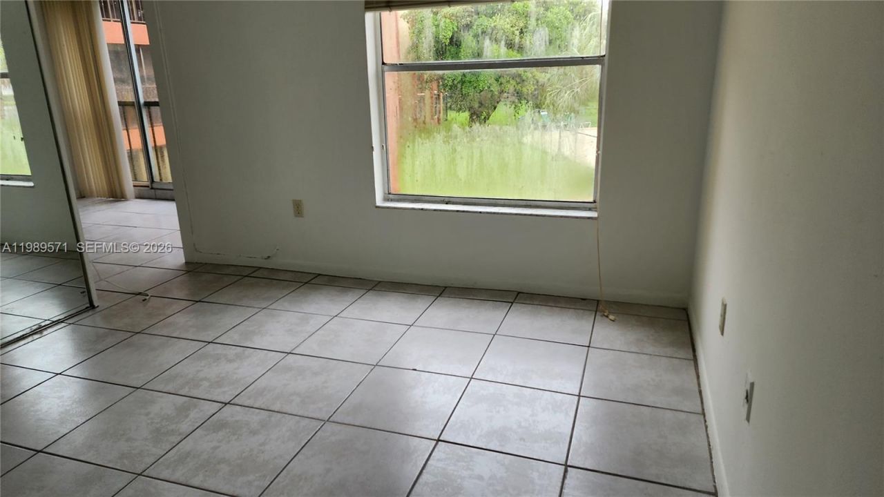 9405 W Flagler St , Unit D204, Miami, FL 33174 Photo