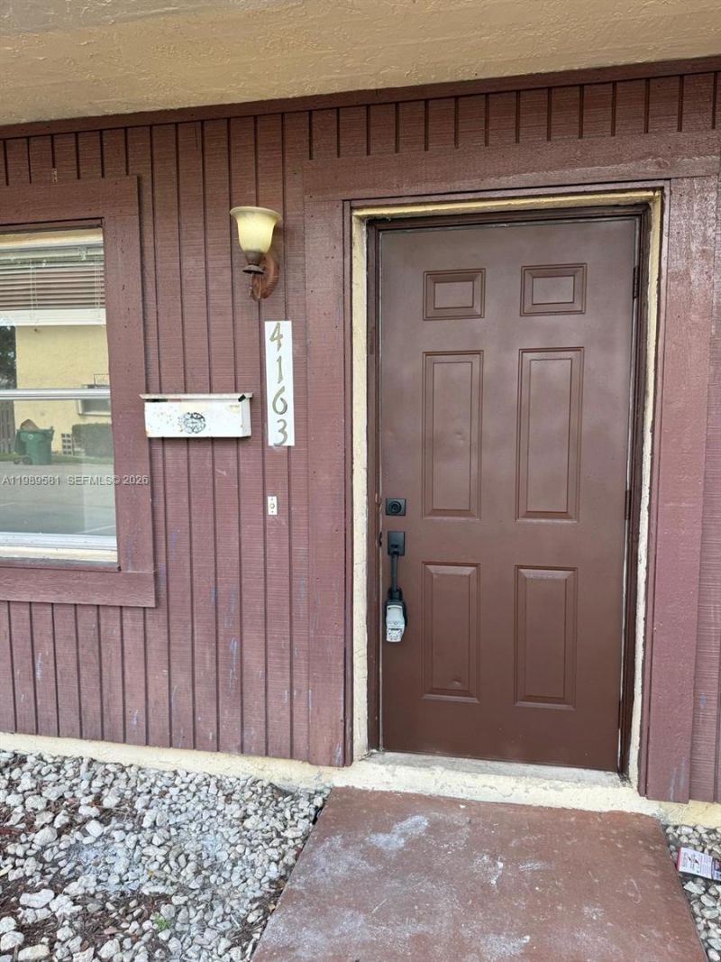 4163 SW 66th Ter, Unit 108, Davie, FL 33314 Photo