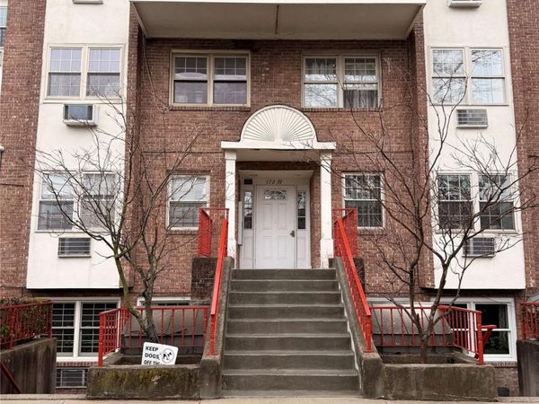 172-39 HIGHLAND AVE, Unit 4H, Jamaica Estates, NY 11432