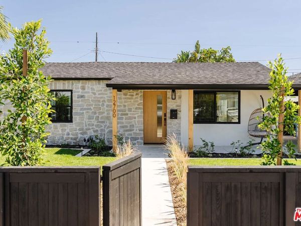 12700 Bonaparte Avenue, Los Angeles, CA 90066