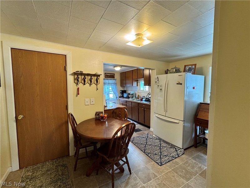 969 Linn Street, Coshocton, OH 43812 Photo 10