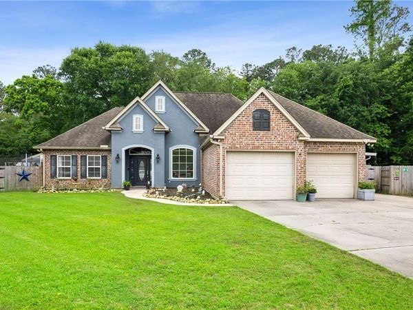 216 OLD MILL Loop, Pearl River, LA 70452