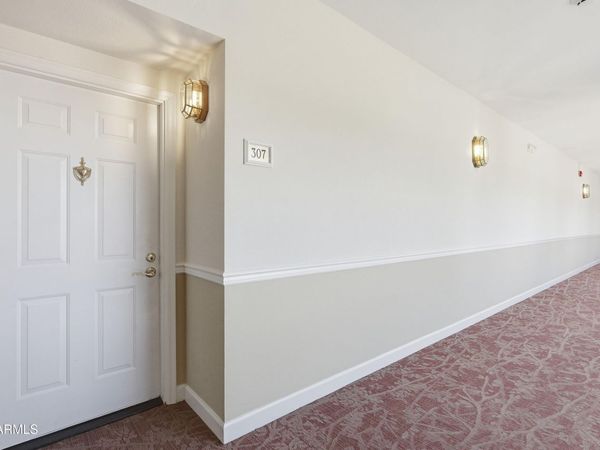 17404 N 99th Avenue, Unit 307, Sun City, AZ 85373