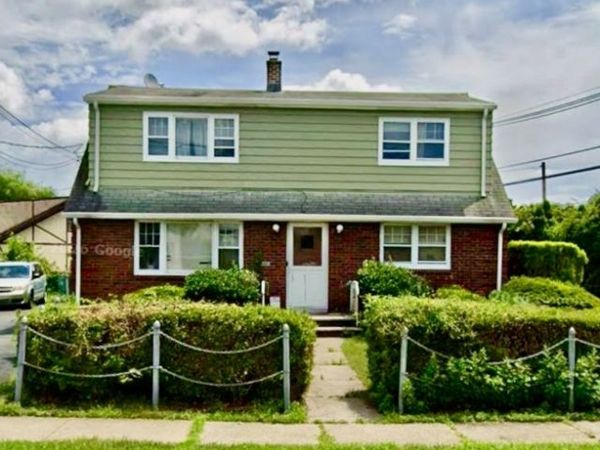 103 Legion St, Pompton Lakes, NJ 07442