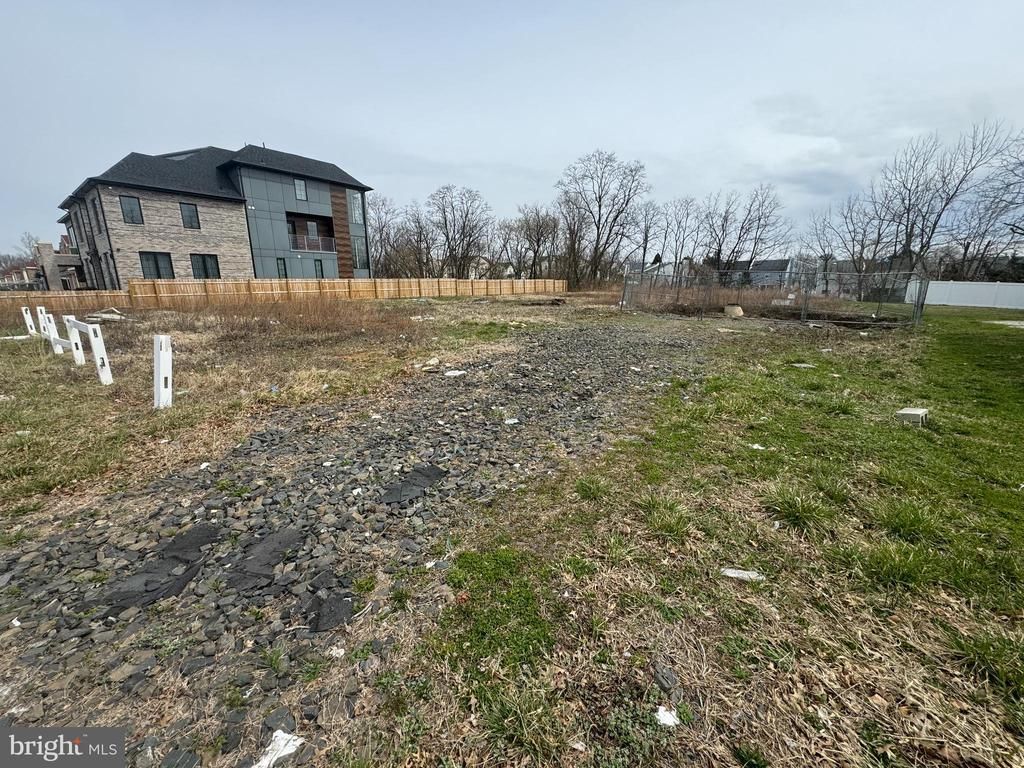 9735 Krewstown Road, Philadelphia, PA 19115 Main Photo