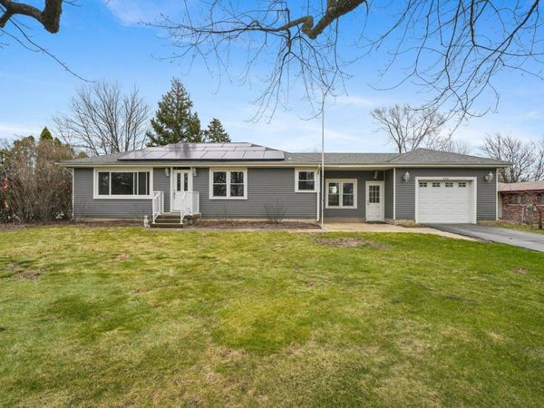 849 Dixie Highway , Beecher, IL 60401