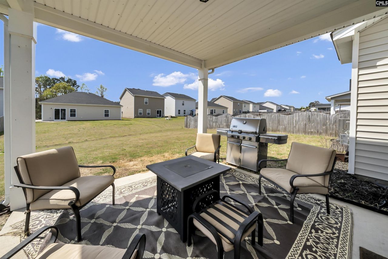 160 Secretariat St  Photo 20