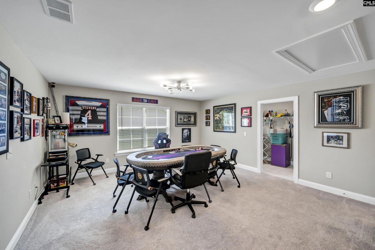 160 Secretariat St  Photo 34