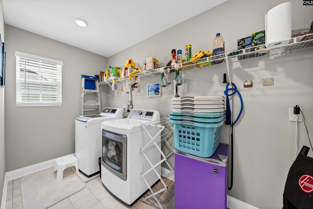 160 Secretariat St  Photo 39