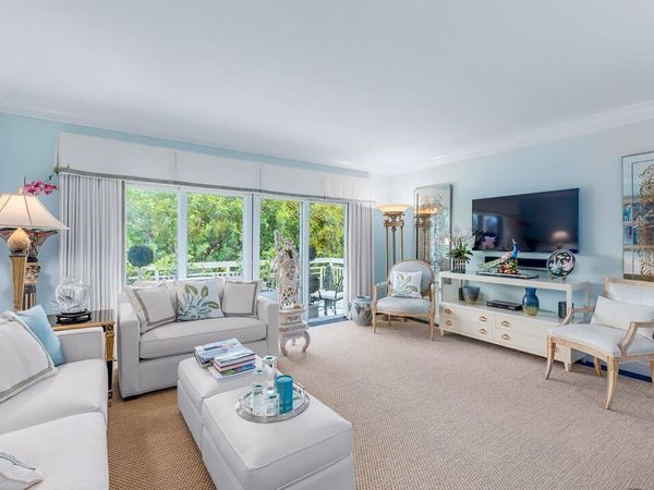 250 Bradley Place, Unit 202, Palm Beach, FL 33480