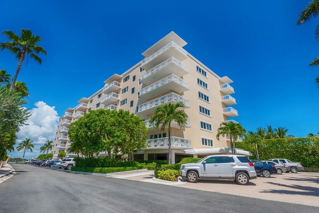 250 Bradley Place, Unit 202, Palm Beach, FL 33480 Photo