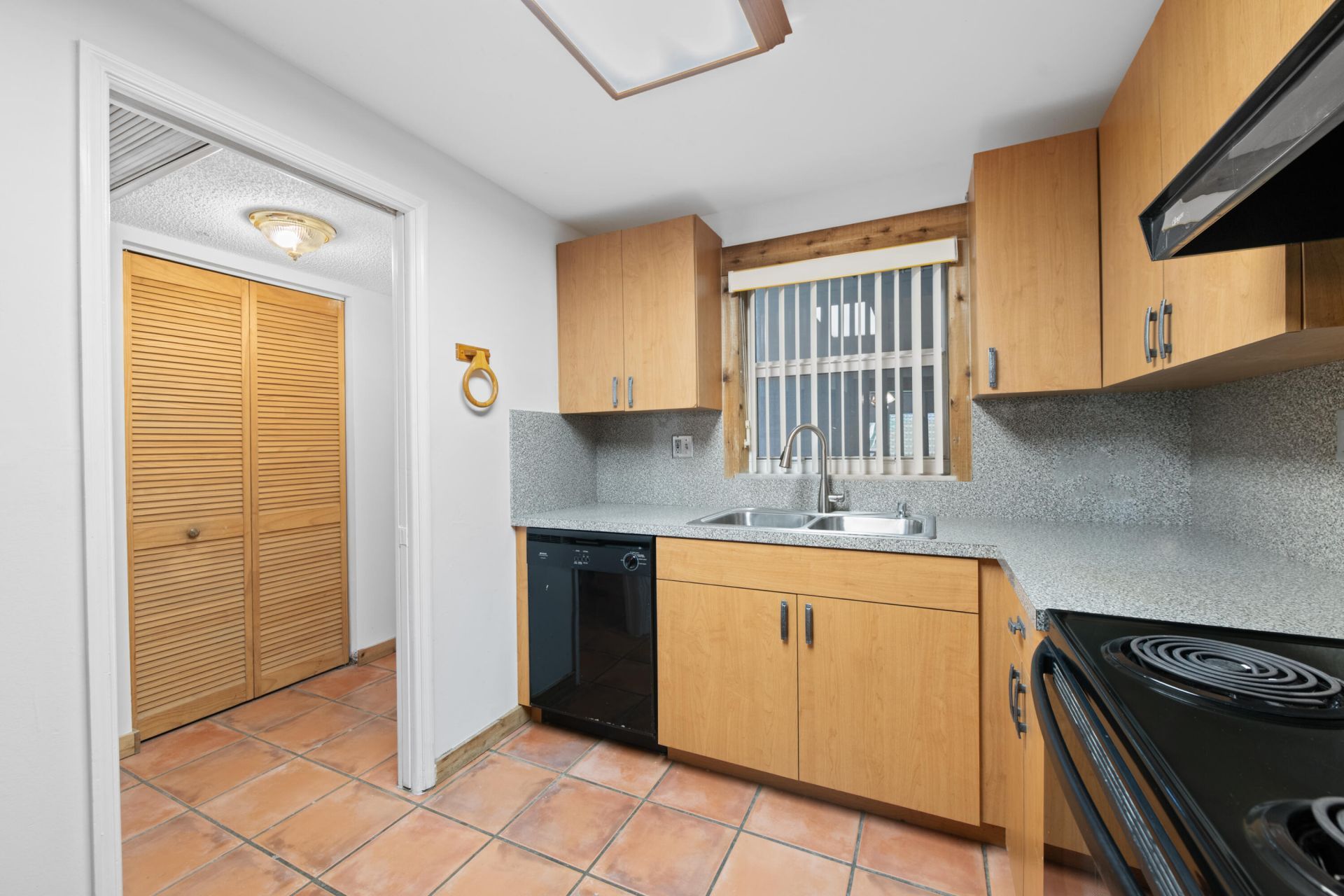 9480 Tangerine Place, Unit 102, Davie, FL 33324 Photo