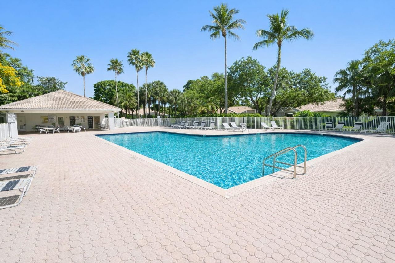 4202 Water Oak Court, Palm Beach Gardens, FL 33410 Photo