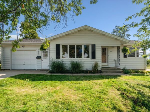 2601 Teresa Dr SW , Cedar Rapids, IA 52404