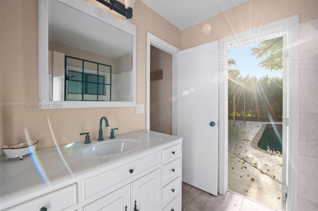 10873 NW 10th Pl , Coral Springs, FL 33071 Photo